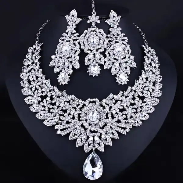 Forehead Necklace - Etsy